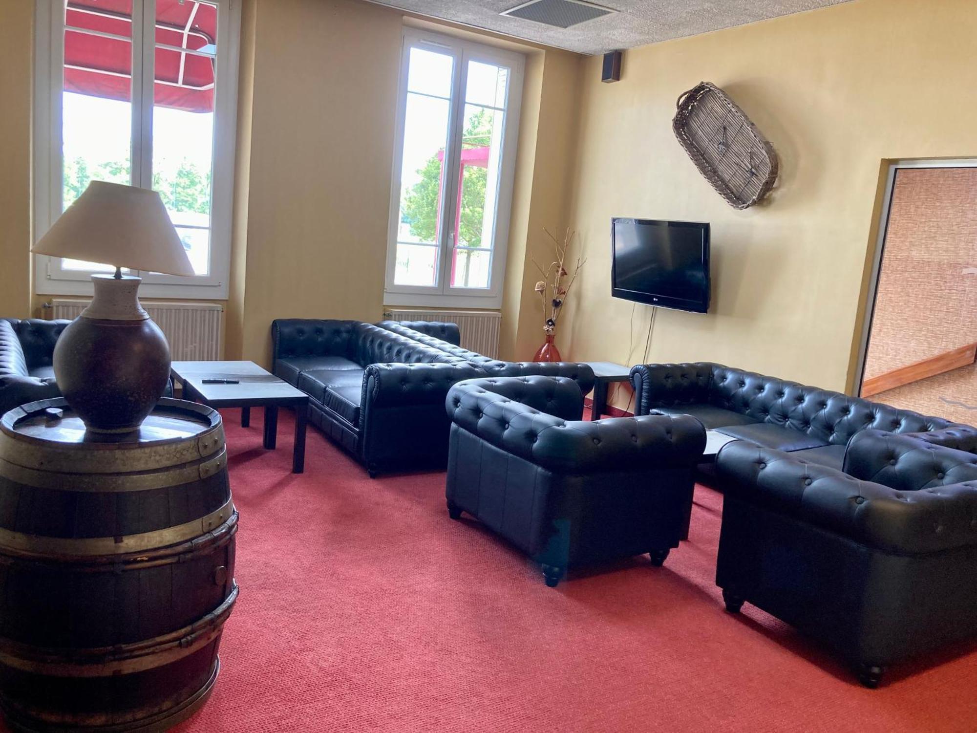 Hotel De Champagne Сен Дизие Екстериор снимка