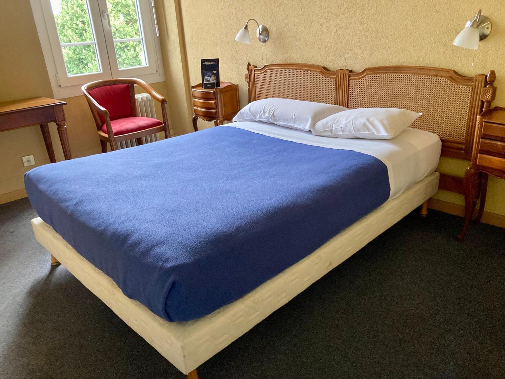 Hotel De Champagne Сен Дизие Екстериор снимка