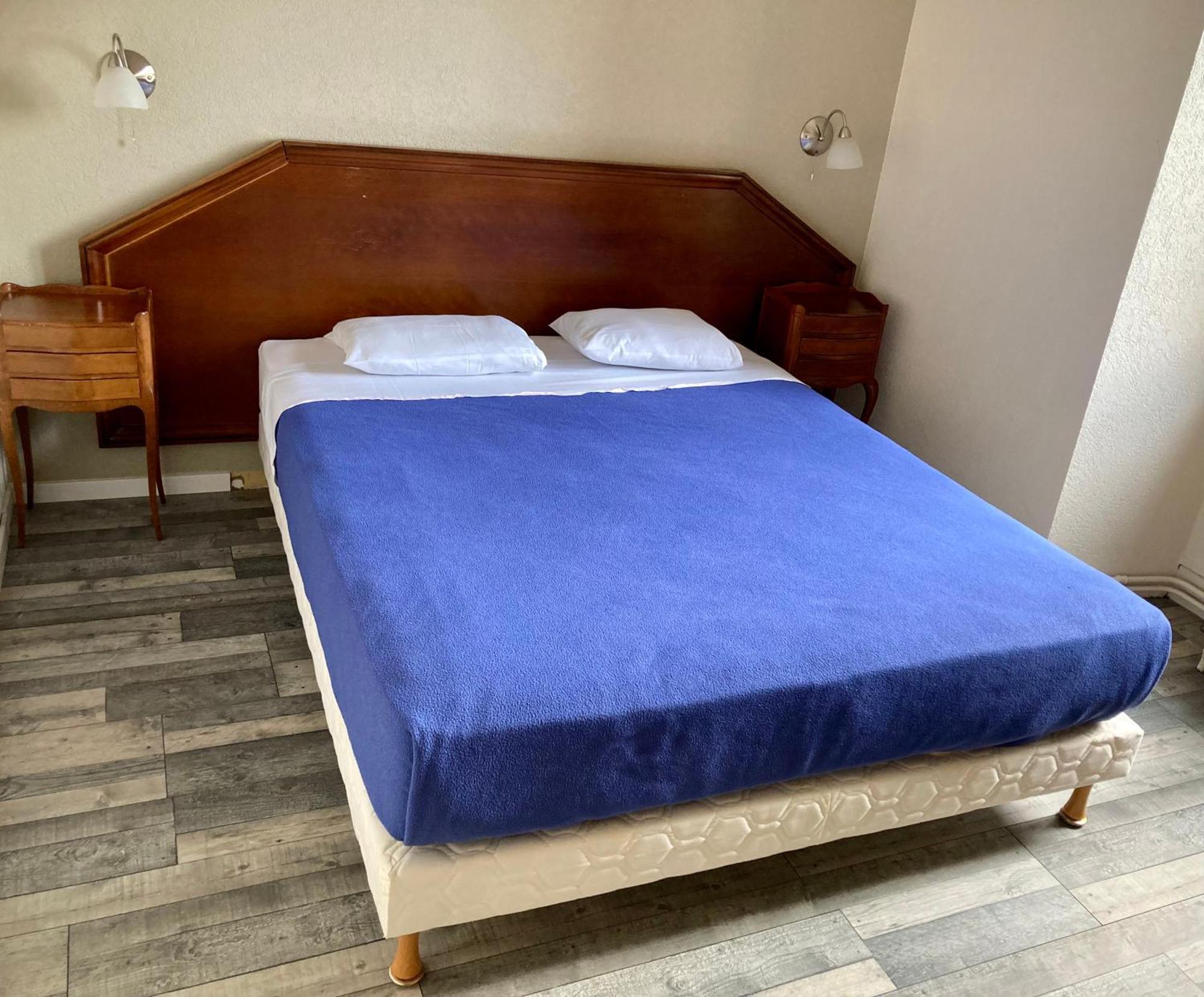 Hotel De Champagne Сен Дизие Екстериор снимка